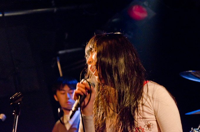 04poc1127.jpg
